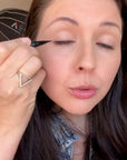 Vidéo eyeliner deux embouts longue tenue ARTIST 